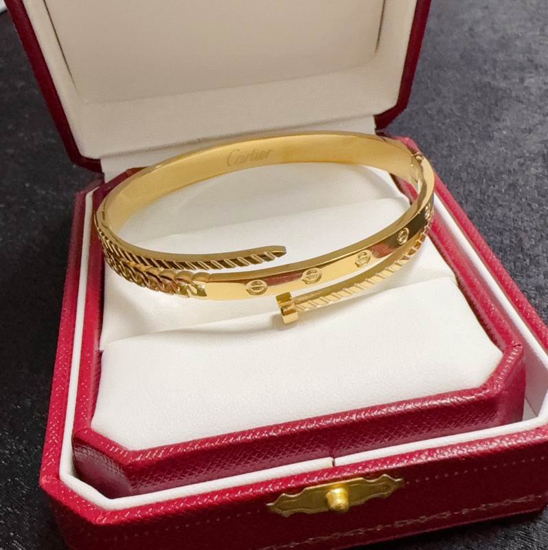 Cartier Bracelet ID:20261020-107